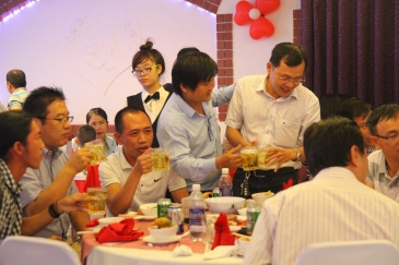 Tiệc tất niên 2016 công ty